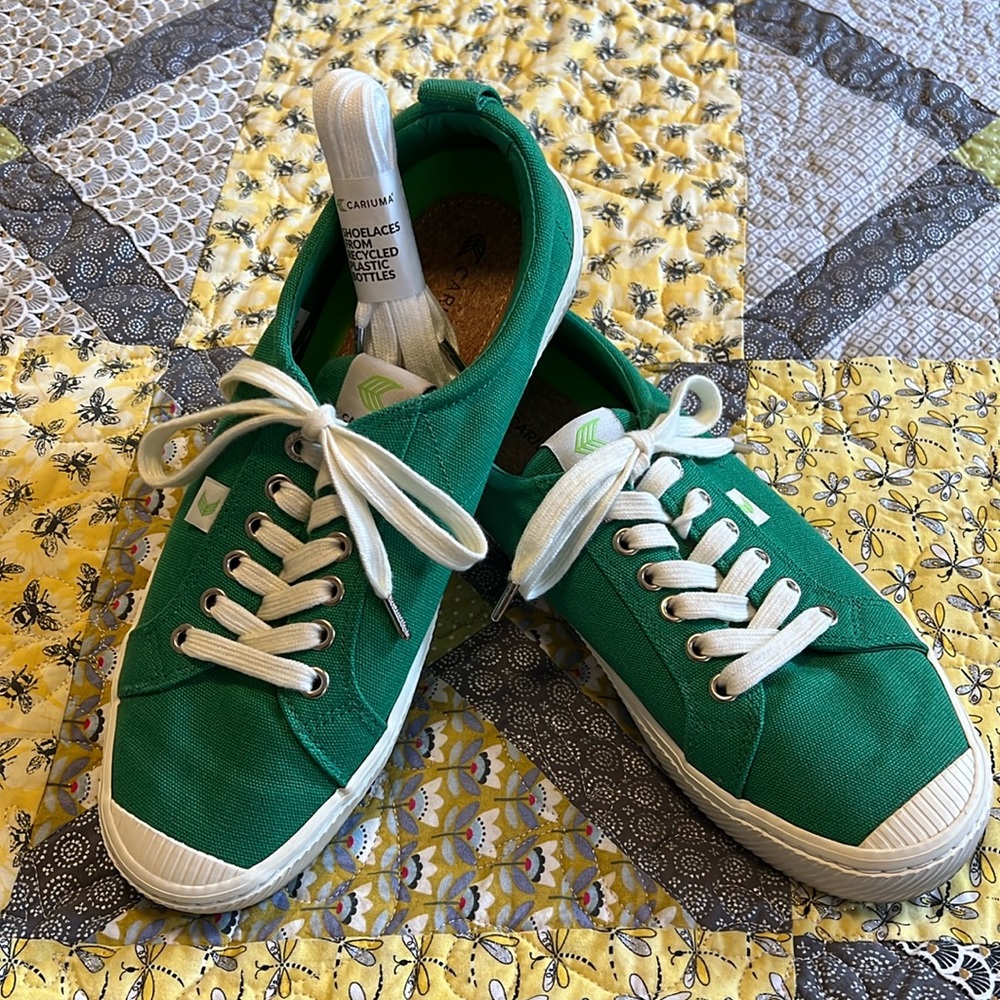 💚👟CARIUMA Green Sneakers👟💚